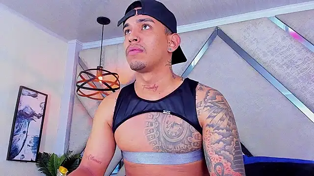 Damian09  online show from February 11, 11:10 am