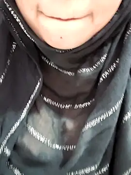 Snapshot of Indian-Nazia chatting on November 15, 7:32 pm Indian-Nazia online show from November 15, 7:32 pm