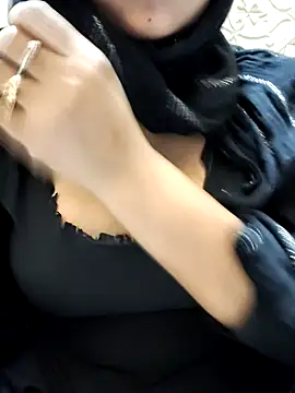 Snapshot of Indian-Nazia chatting on November 24, 6:18 pm Indian-Nazia online show from November 24, 6:18 pm