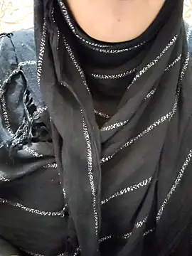 Snapshot of Indian-Nazia chatting on December 4, 7:00 pm Indian-Nazia online show from December 4, 7:00 pm