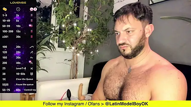 Snapshot of arielenbsas chatting on February 17, 12:54 am arielenbsas online show from February 17, 12:54 am