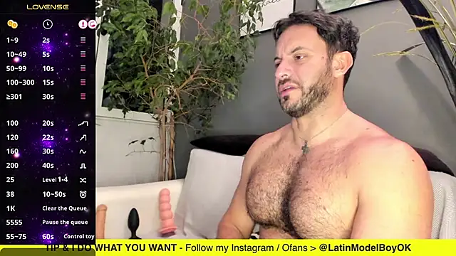 Snapshot of arielenbsas chatting on March 13, 3:54 am arielenbsas online show from March 13, 3:54 am