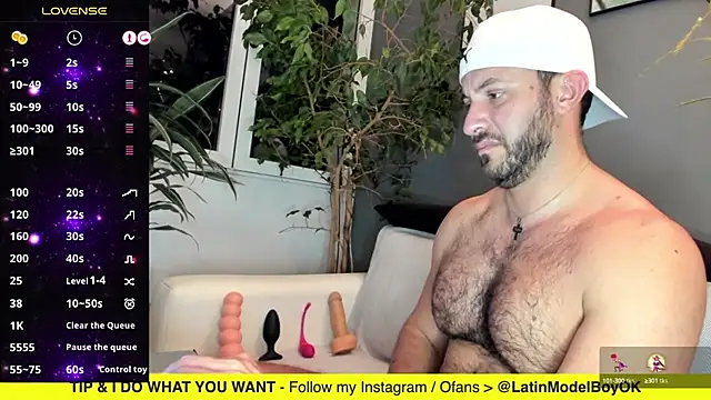 Snapshot of arielenbsas chatting on March 16, 1:38 am arielenbsas online show from March 16, 1:38 am