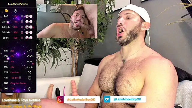 Snapshot of arielenbsas chatting on March 22, 10:59 pm arielenbsas online show from March 22, 10:59 pm