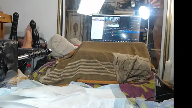 Jennytop online show from September 19, 8:31 pm