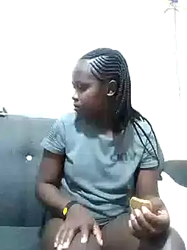 Sweetcecie01 online show from September 27, 9:09 pm