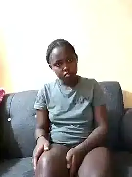 Sweetcecie01 online show from November 11, 8:42 pm