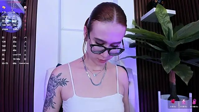 Snapshot of Anybuny chatting on February 7, 5:40 pm Anybuny online show from February 7, 5:40 pm