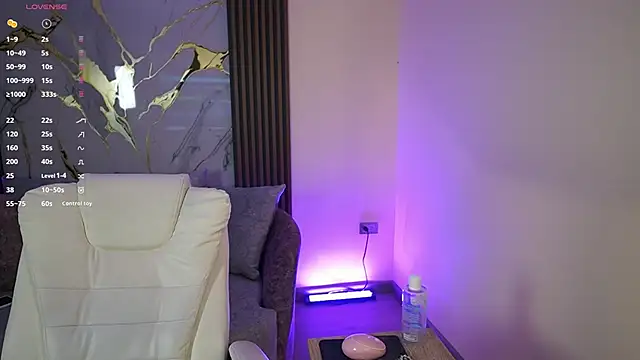 Snapshot of Anybuny chatting on October 22, 12:38 pm Anybuny online show from October 22, 12:38 pm