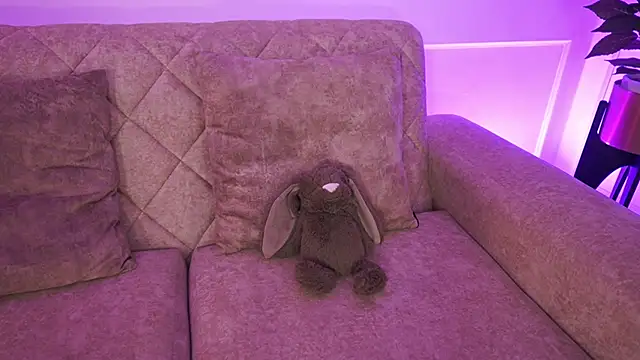 Anybuny online show from February 10, 11:36 am