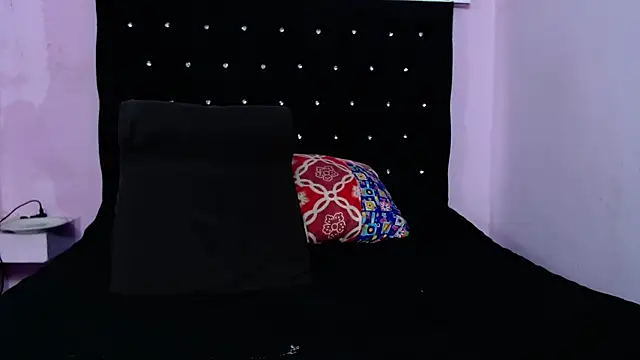 Snapshot of kittybonxx chatting on March 9, 4:11 pm kittybonxx online show from March 9, 4:11 pm