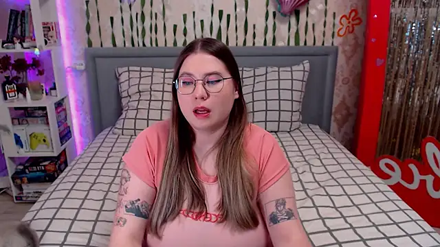 portgas d letty online show from April 20, 9:05 pm