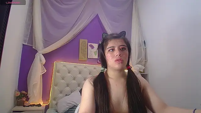 Ingrid Casas online show from December 10, 11:19 pm