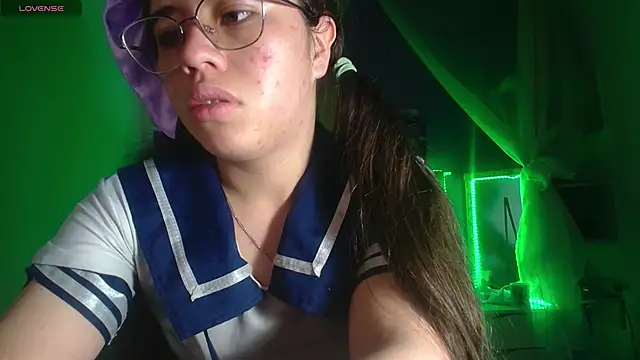 Ingrid Casas online show from December 14, 6:30 pm