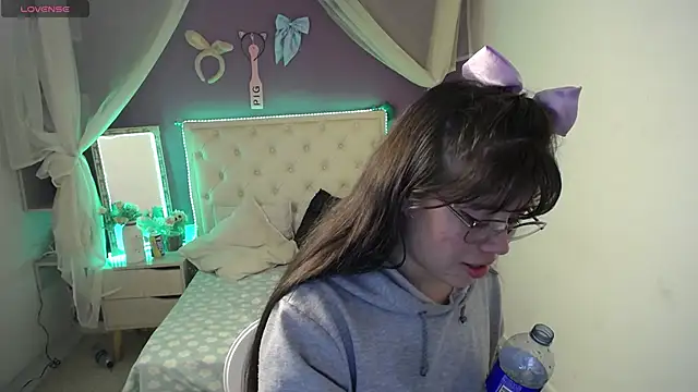 Ingrid Casas online show from January 22, 4:23 am