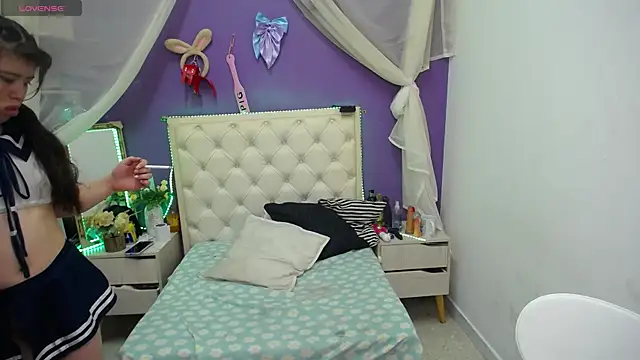 Ingrid Casas online show from February 7, 7:49 pm