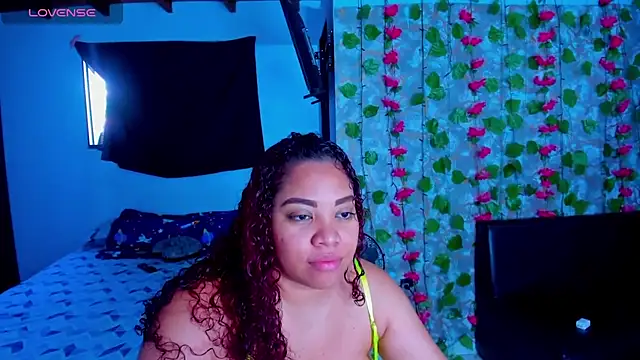 AngelaCoffee online show from May 22, 8:25 pm