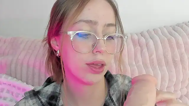 SofiaGc online show from February 1, 3:41 am