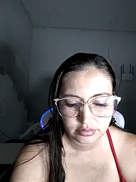 Snapshot of dani123unica chatting on September 8, 3:33 pm dani123unica online show from September 8, 3:33 pm
