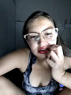 Snapshot of dani123unica chatting on September 26, 10:41 am dani123unica online show from September 26, 10:41 am