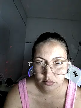 Snapshot of dani123unica chatting on October 1, 4:13 pm dani123unica online show from October 1, 4:13 pm