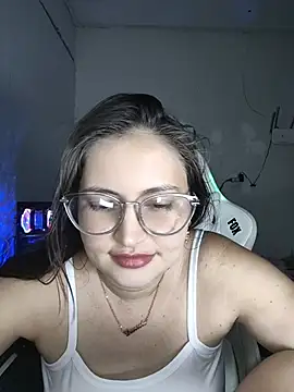 Snapshot of dani123unica chatting on April 24, 10:23 pm dani123unica online show from April 24, 10:23 pm