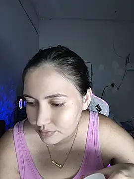 Snapshot of dani123unica chatting on May 12, 3:53 pm dani123unica online show from May 12, 3:53 pm