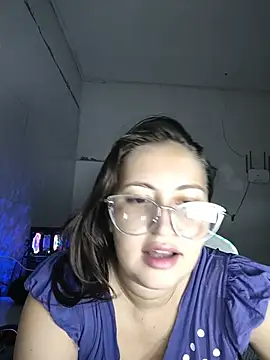 Snapshot of dani123unica chatting on May 25, 10:21 am dani123unica online show from May 25, 10:21 am
