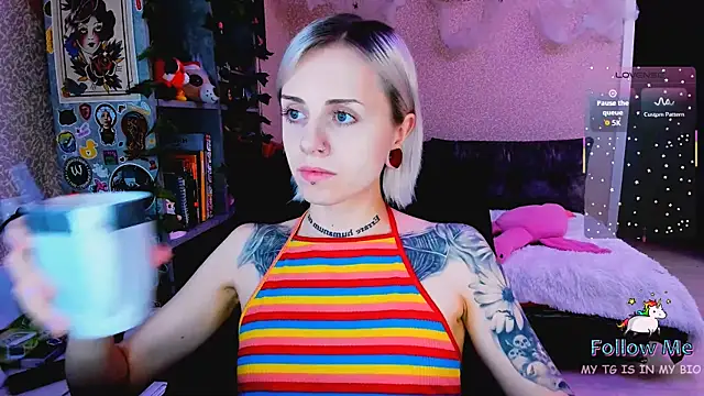 Snapshot of NaniMoore chatting on November 29, 8:12 pm NaniMoore online show from November 29, 8:12 pm