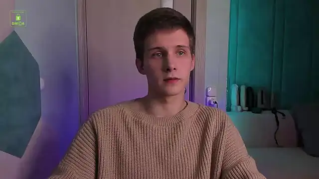 Snapshot of MarkGWalker chatting on December 22, 8:47 pm MarkGWalker online show from December 22, 8:47 pm