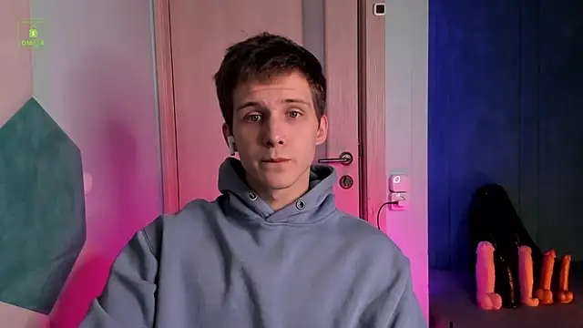 Snapshot of MarkGWalker chatting on December 27, 3:37 pm MarkGWalker online show from December 27, 3:37 pm