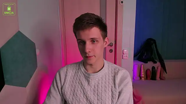 Snapshot of MarkGWalker chatting on February 15, 4:36 am MarkGWalker online show from February 15, 4:36 am