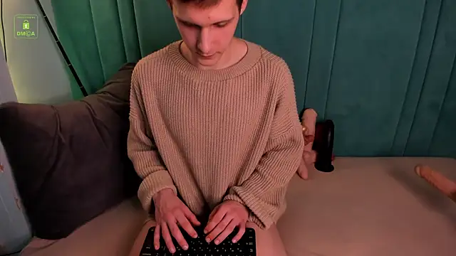 Snapshot of MarkGWalker chatting on February 19, 1:50 pm MarkGWalker online show from February 19, 1:50 pm