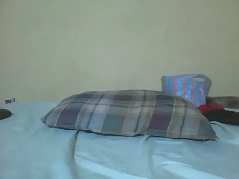 Snapshot of Sweet-beanca chatting on April 22, 5:36 pm Sweet-beanca online show from April 22, 5:36 pm