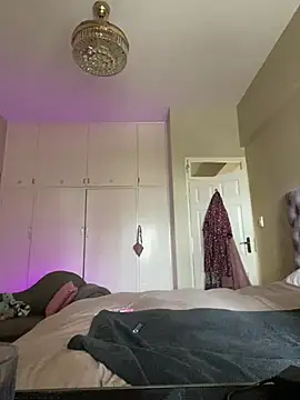 Indianbutter11 online show from January 12, 6:06 am