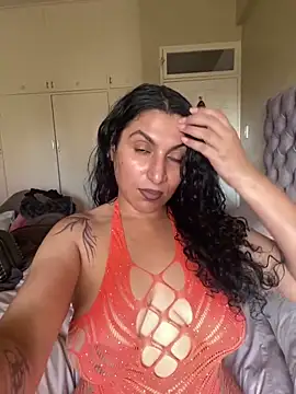 Indianbutter11 online show from January 19, 4:04 pm