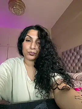 Indianbutter11 online show from January 22, 3:40 pm