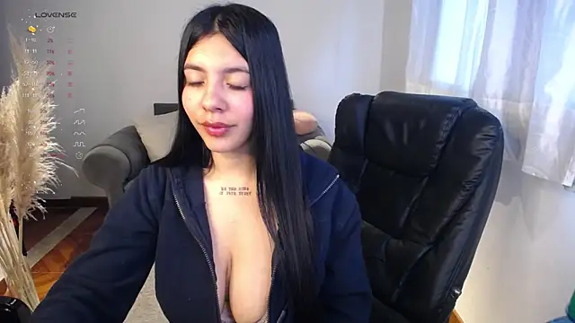 Snapshot of Alin_Aly chatting on May 14, 2:35 pm Alin Aly online show from May 14, 2:35 pm