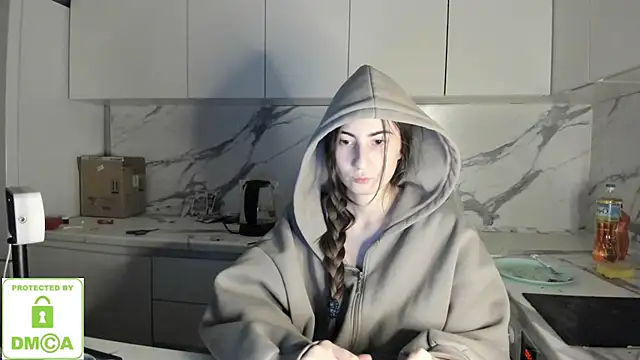 Snapshot of Ayesha_Thebestt chatting on January 8, 4:31 pm Ayesha Thebestt online show from January 8, 4:31 pm