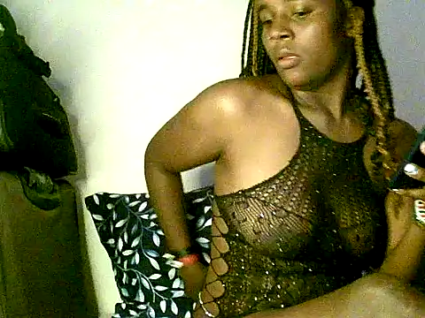 Snapshot of lavishh_linds chatting on January 4, 7:45 am lavishh linds online show from January 4, 7:45 am