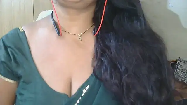 Cute Ruhi99 online show from October 8, 6:55 am
