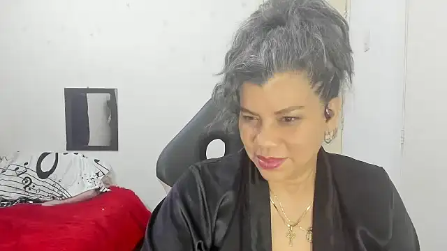 Snapshot of vikyadams chatting on September 30, 1:10 am vikyadams online show from September 30, 1:10 am