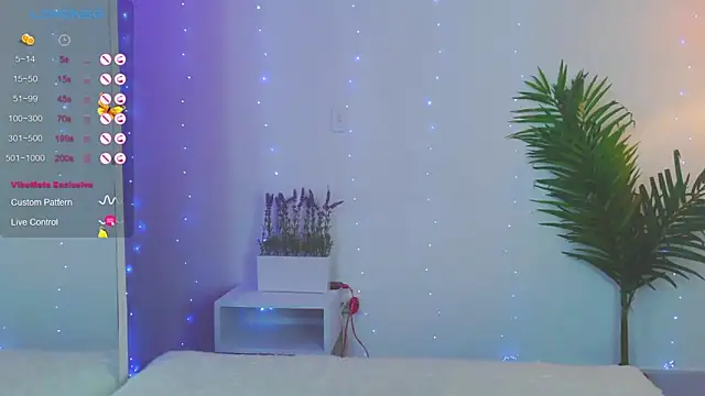 Snapshot of catalina__lovers chatting on January 8, 3:28 pm catalina  lovers online show from January 8, 3:28 pm