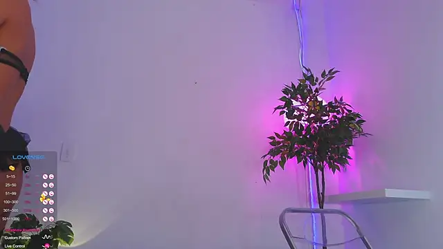 catalina  lovers online show from November 19, 5:46 pm