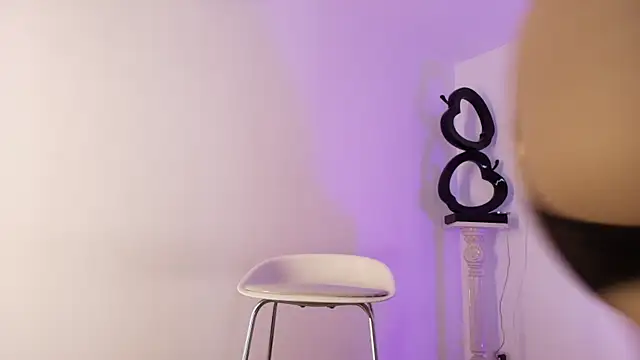 Arya-02 online show from November 11, 9:53 am