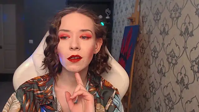 FascinatingEyess online show from May 23, 7:51 pm