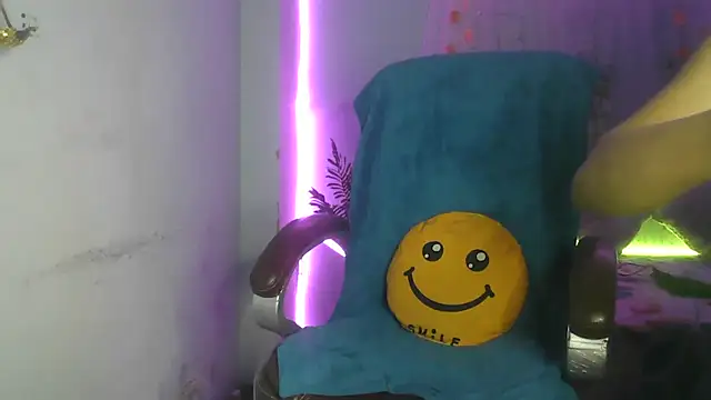 Queenhimanshi online show from January 29, 12:12 am