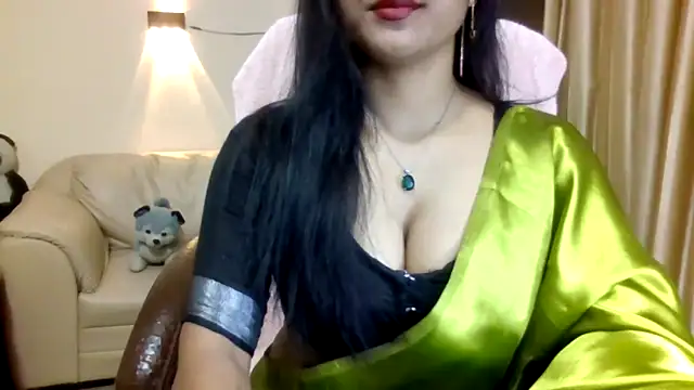 Queenhimanshi online show from April 5, 7:22 pm