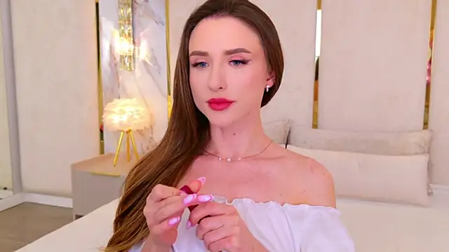 Jullia Carter online show from February 2, 11:40 am