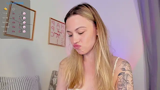 damn cutie online show from October 19, 4:40 pm